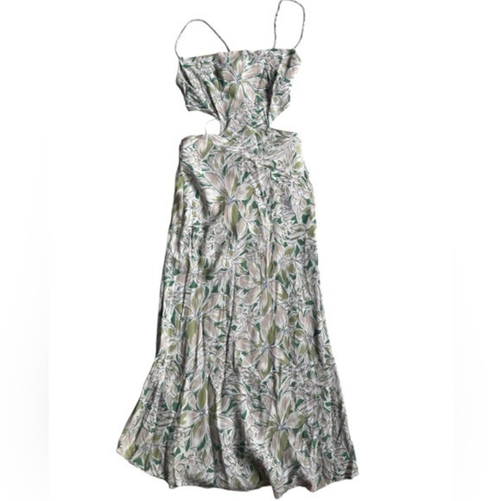 Selfie Leslie floral Cut Out Sundress
